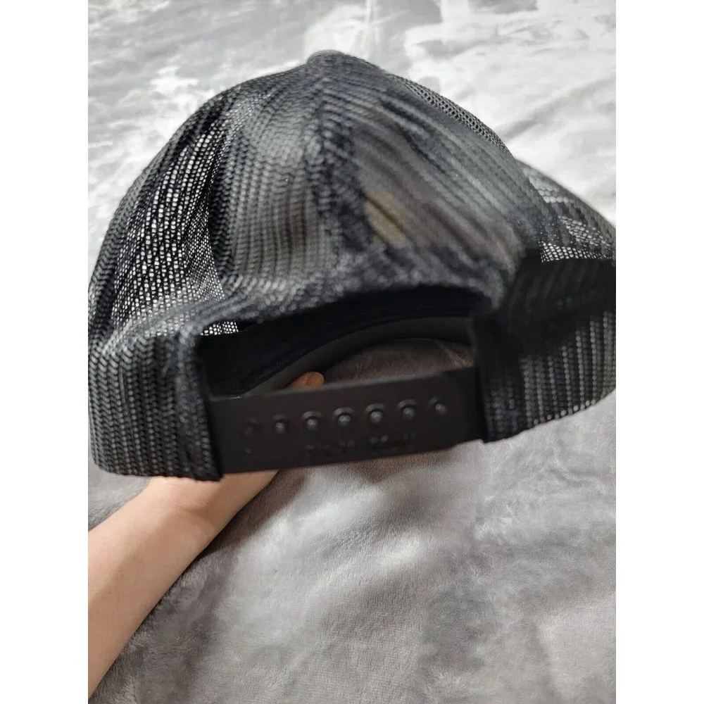 Unbranded hat will